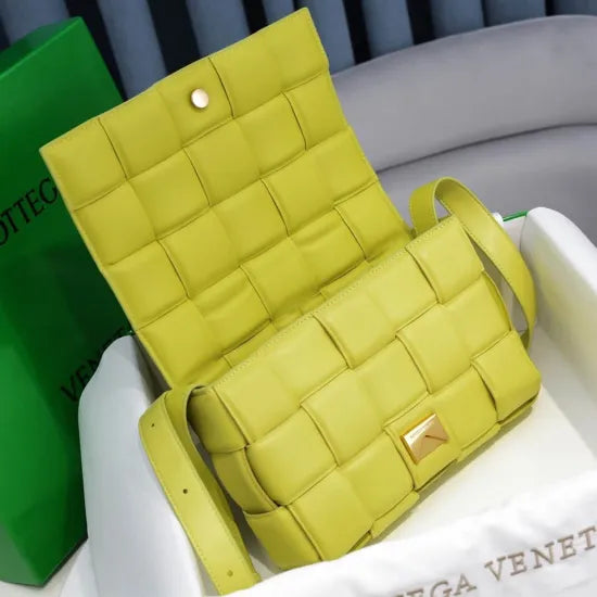BV Cassette bag Cassette bag Size:26x18cm 6688 Luxury