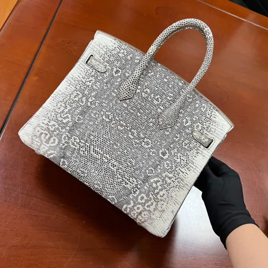 Platinum Size: 30 Hermes Luxury